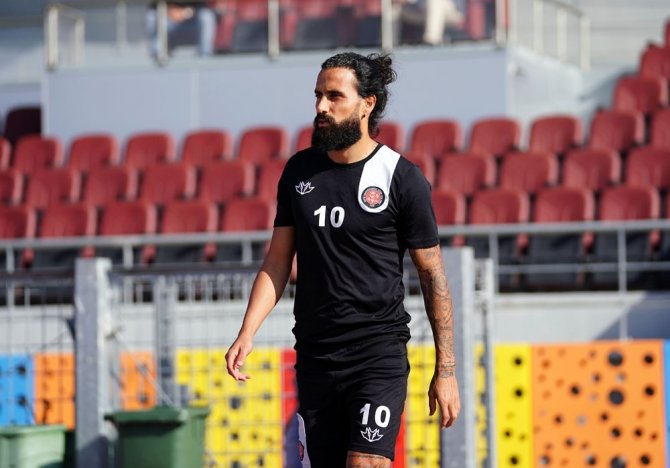 Erkan Zengin: "Ben Burada Teknik Ekibe Yardımcı Oluyorum"