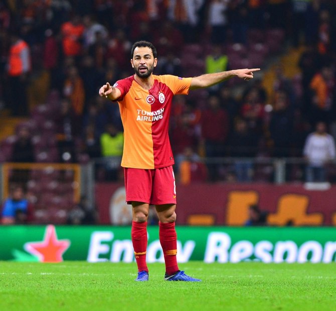 Muslera İle Selçuk İnan, Beşiktaş Derbisi Kaçırmadı