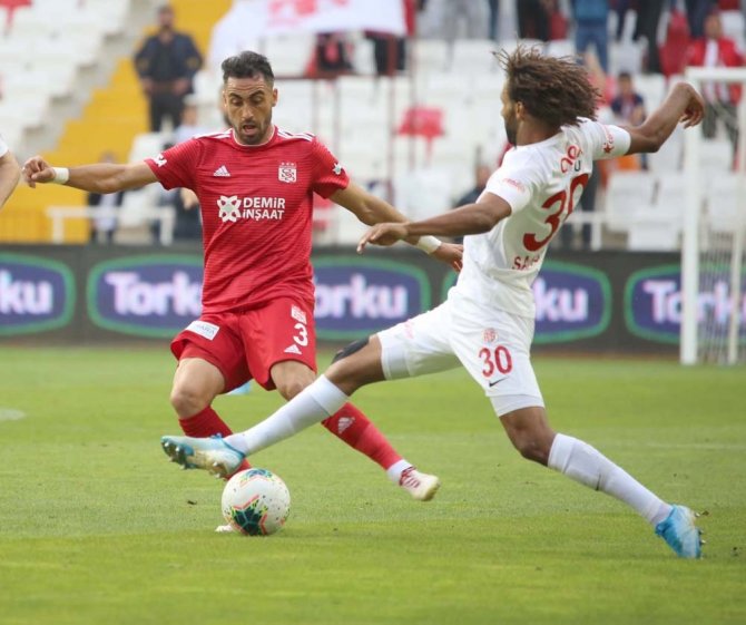 Süper Lig: Dg Sivasspor: 2 - Antalyaspor: 1 (Maç Sonucu)