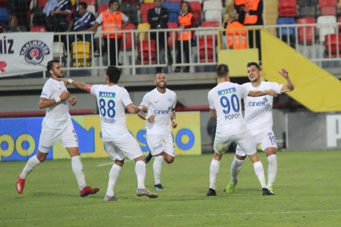 Süper Lig: Göztepe: 1 - Kasımpaşa: 4 (Maç Sonucu)