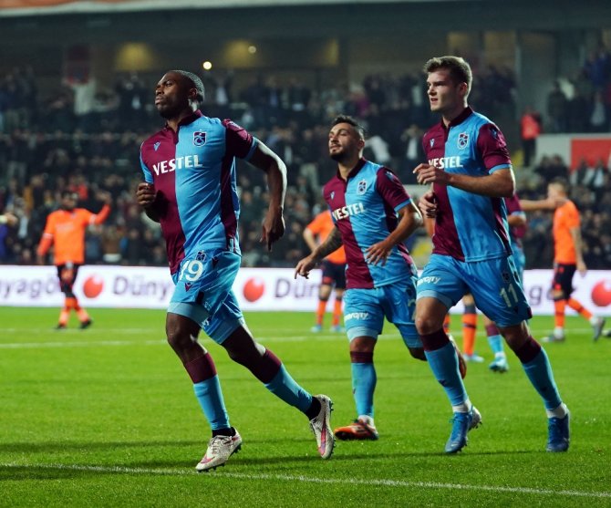 Süper Lig: Medipol Başakşehir: 2 - Trabzonspor: 2 (Maç Sonucu)