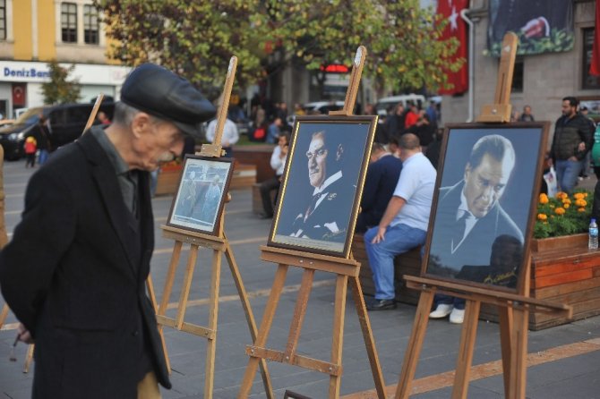 Biriktirdiği Atatürk Fotoğrafları İle Sergi Açtı