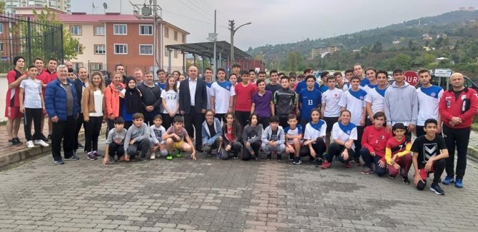 Trabzon’da 29 Ekim Cumhuriyet Bayramı Nedeniyle Turnuvalar Düzenleniyor