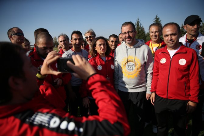 Bakan Kasapoğlu: "Engelli Sporcularımız Ve Engelli Arkadaşlarımız Bizler İçin Çok Değerli"