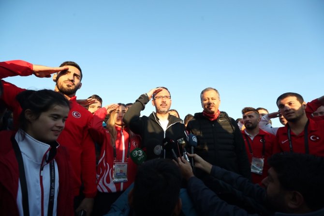 Bakan Kasapoğlu: “Spor Toplumu Olma Yolunda Geleceğe Yürüyoruz”