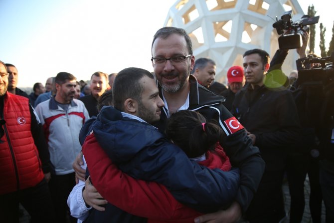 Bakan Kasapoğlu: “Spor Toplumu Olma Yolunda Geleceğe Yürüyoruz”