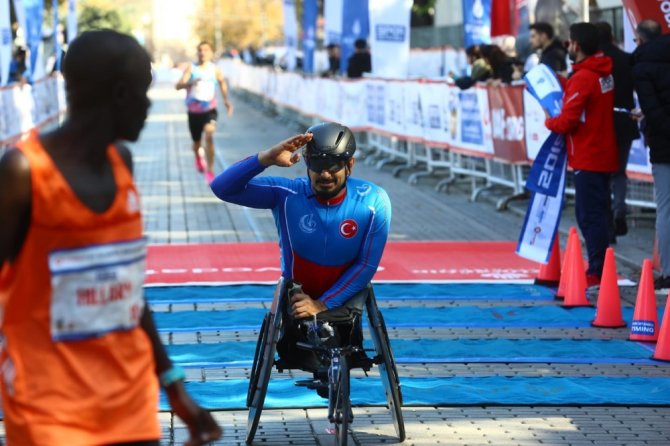 Vodafone 41. İstanbul Maratonu’na Bağcılarlı Atletler Damga Vurdu