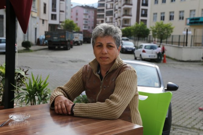 Kanseri Yenen Kadın Sisteme Takıldı