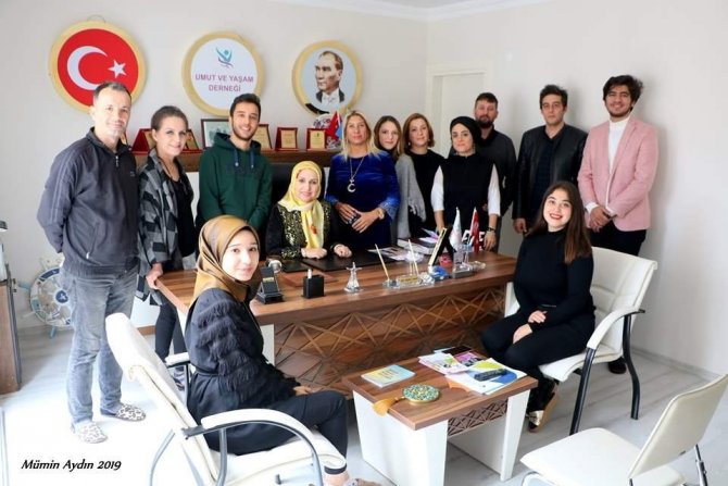 Mamografi Çekildiler, Altın Kazandılar.