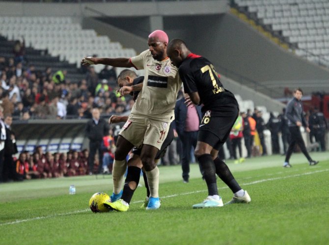 Galatasaray Moral Buldu