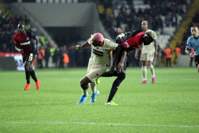 Galatasaray Moral Buldu