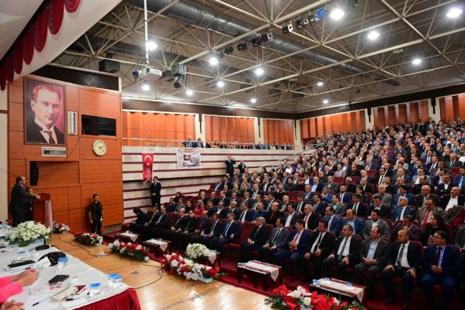 Vali İsmail Ustaoğlu, Okul Müdürleriyle Buluştu, Tavsiyelerde Bulundu