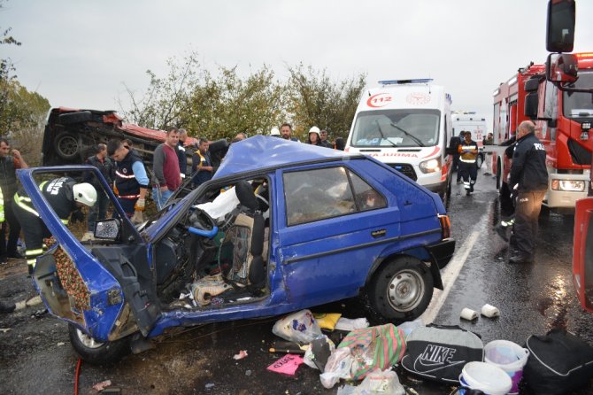 Tekirdağ’da Yağışla Gelen Feci Kazada 2 Kadın Öldü 3 Yaralı