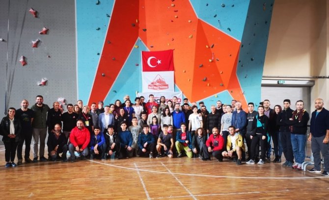 Spor Tırmanış Türkiye Hız Şampiyonası Standart Ölçülerde İlk Kez Trabzon’da Yapıldı