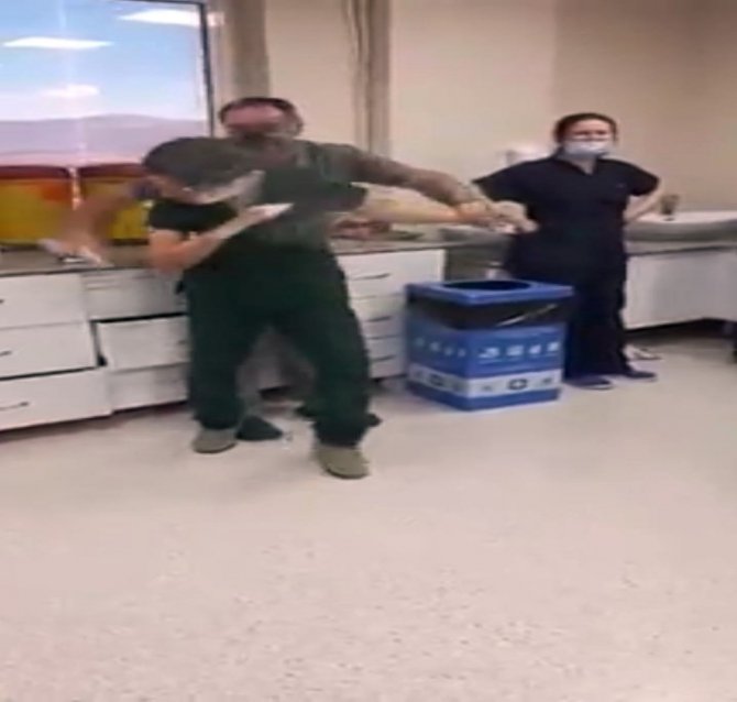 Hastane Çalışanlarından Uygunsuz Eğlence
