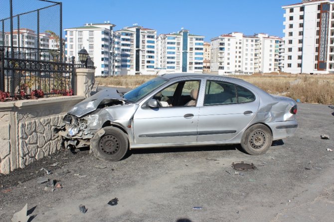 Elazığ’da İki Otomobil Çapıştı: 12 Yaralı
