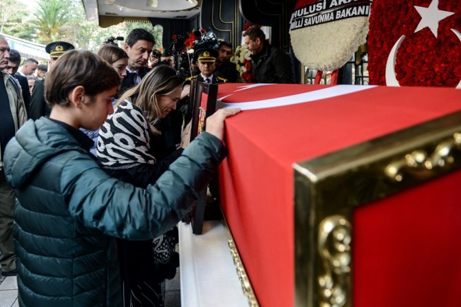 Eski Genelkurmay Başkanı Yaşar Büyükanıt Son Yolculuğuna Uğurlandı