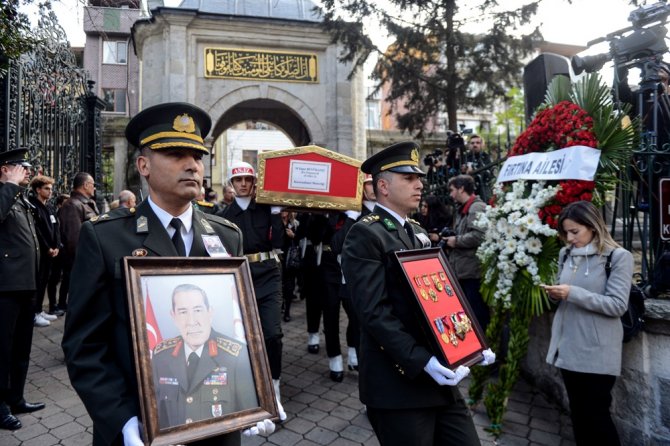 Eski Genelkurmay Başkanı Yaşar Büyükanıt Son Yolculuğuna Uğurlandı