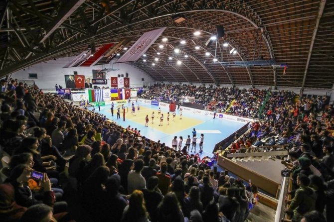 2020 Cev 17 Yaş Altı Kızlar Avrupa Şampiyonası: Türkiye: 3 - Yunanistan: 0