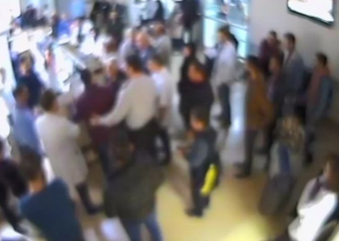 Samsun’da Doktora Şiddet