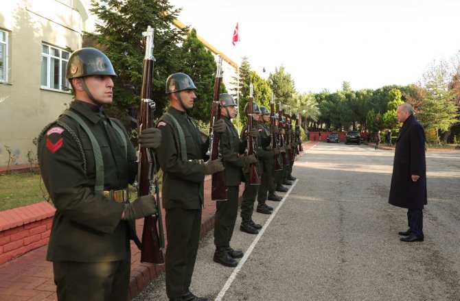 Cumhurbaşkanı Erdoğan‘dan Tezkeresine 10 Gün Kalan Askere Hediye