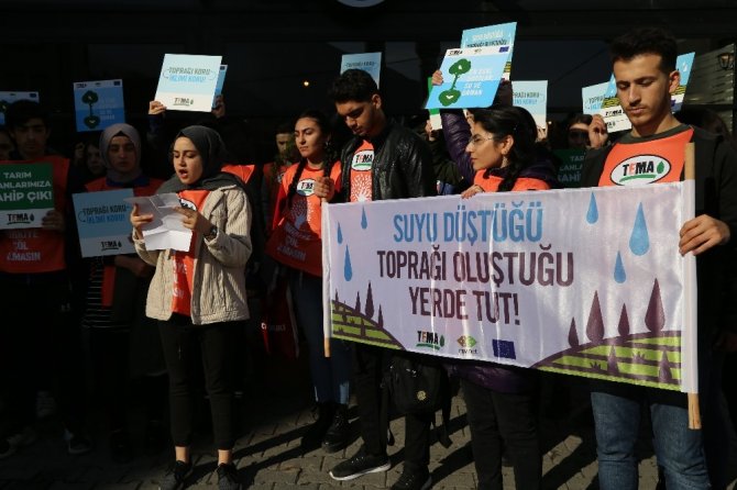 Tema Vakfı Üyeleri Bu Kez Erozyon İçin Yürüdü