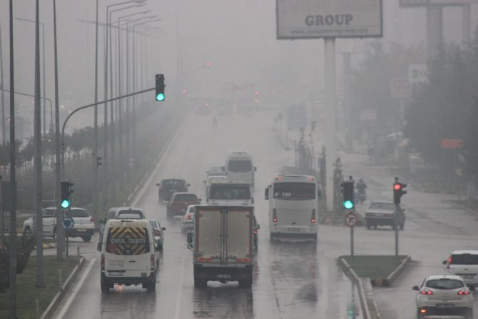 Hatay’da Yoğun Sis Hayatı Olumsuz Etkiledi