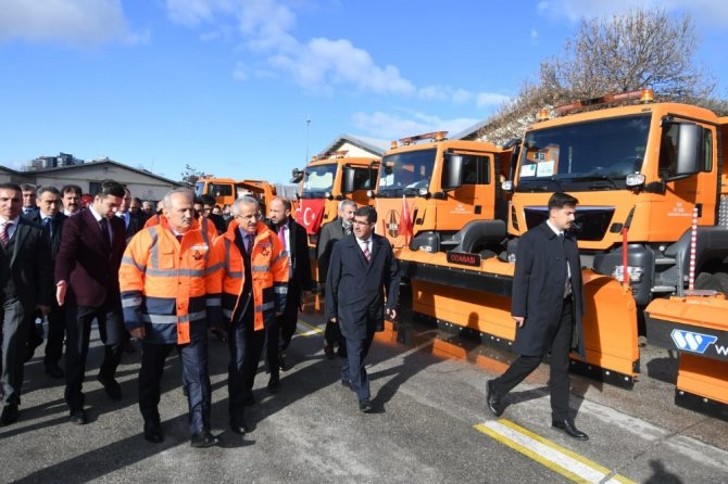 Karayolları Genel Müdürlüğüne Yüzde 66 Yerli İş Makinası