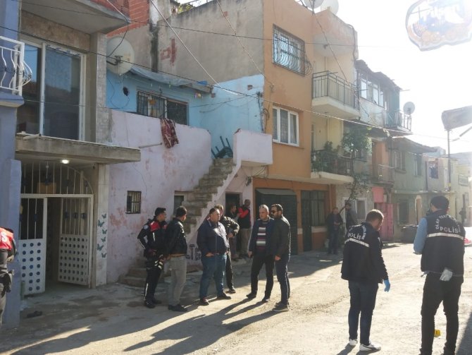 İzmir’de Silahlı Kavga: 10 Yaralı, 6 Gözaltı