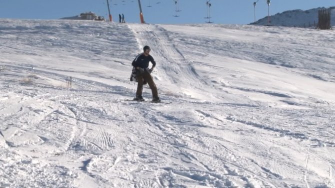 Uludağ’da Kayak Sezonu Açıldı, Tatilciler Pistlere Akın Etti