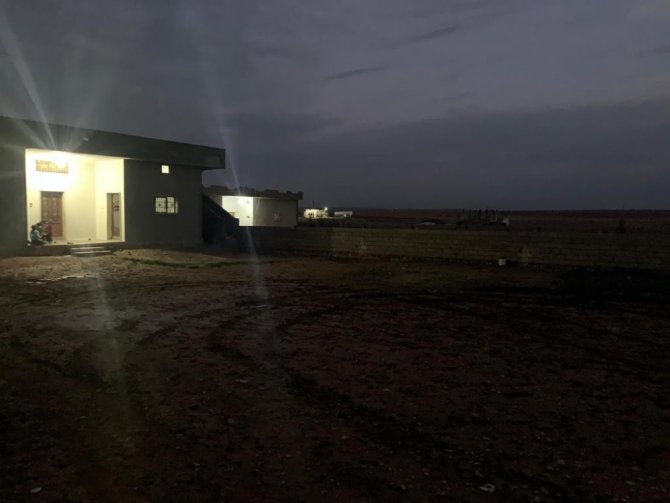 Tel Abyad Kırsalına Elektrik Verildi