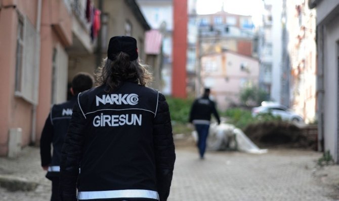 Giresun’da Metruk Binalara Narkotik Operasyonu