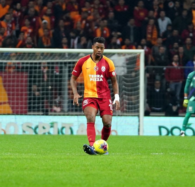 Galatasaray-ankaragücü Karşılaşmasından Notlar