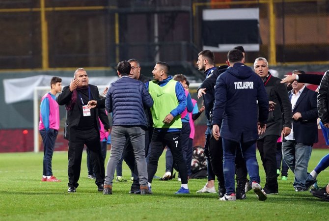 Gökhan Çıra’dan Maç Sonu Olay Açıklamalar!