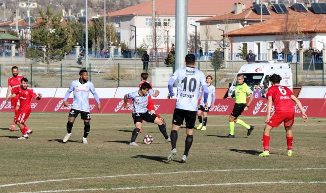Ziraat Türkiye Kupası: 24 Erzincanspor: 2 - Beşiktaş: 0