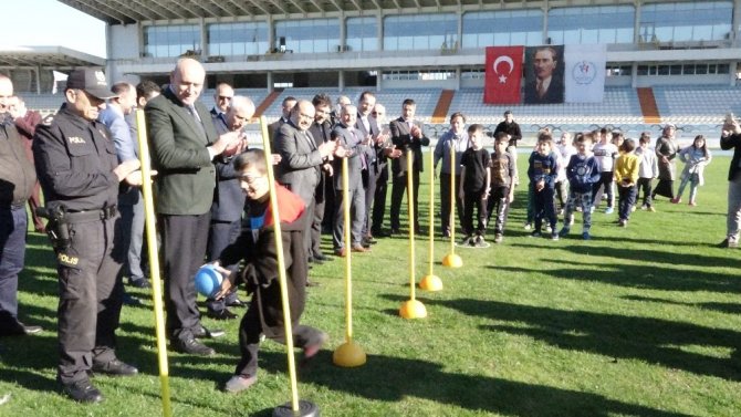 Trabzon’da Bugün Günlerden ’Mutlu Çarşamba"