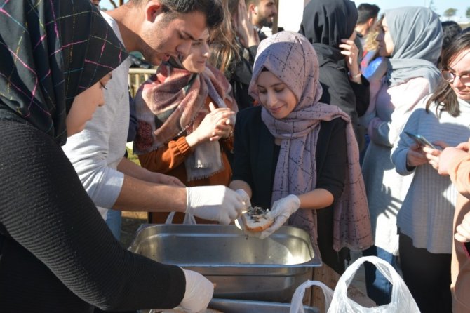 Eynesil’de ‘Hamsi Şenliği’ Düzenlendi