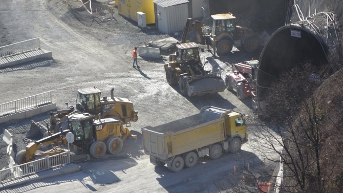 Tamamlandığında Türkiye’nin En Uzun, Dünyanın 2. En Uzun Tüneli Olacak