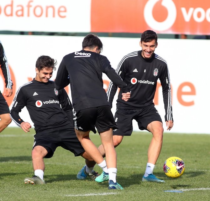 Beşiktaş’ta Derbi Hazırlıkları Sürüyor