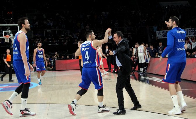 Anadolu Efes, Cska Moskova’ya Kaybetti