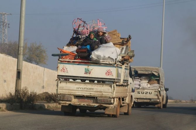 İdlib’e Yönelik Gerçekleştirilen Saldırılarda Binlerce Sivil Yerinden Oldu