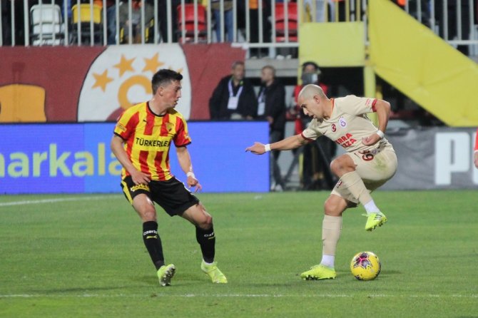 Süper Lig: Göztepe: 2 - Galatasaray: 1 (Maç Sonucu)