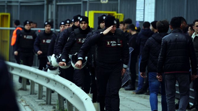 Beşiktaş Taraftarları Stada Geldi