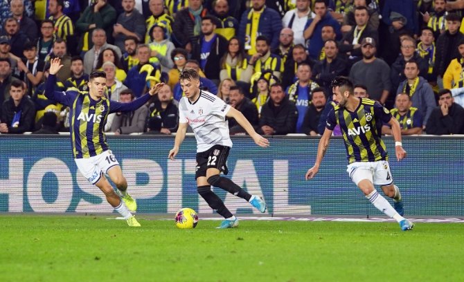 Süper Lig: Fenerbahçe: 3 - Beşiktaş: 1 (Maç Sonucu)
