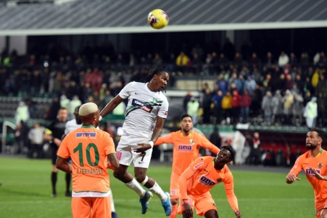 Süper Lig: Denizlispor: 1 - Alanyaspor: 5 (Maç Sonucu)
