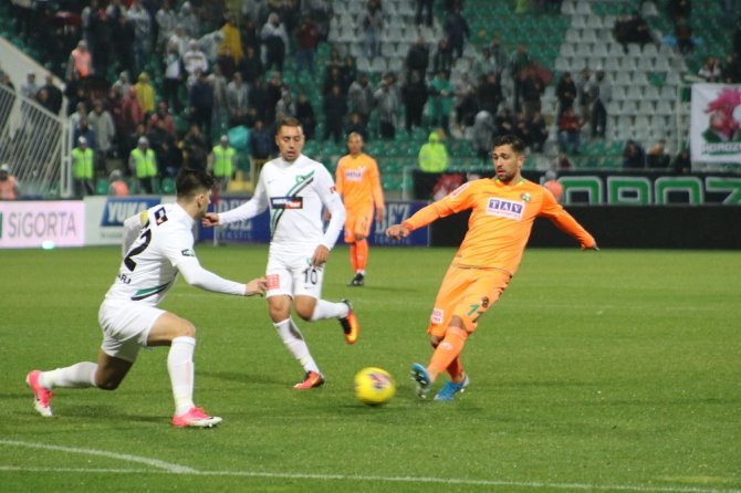 Süper Lig: Denizlispor: 1 - Alanyaspor: 5 (Maç Sonucu)