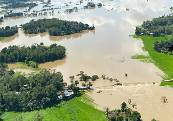 Filipinler’deki Tayfunda Ölü Sayısı 24’e Yükseldi