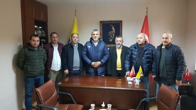 Bal Ligi Lider Arhavispor Ligden Çekilme Kararı Aldı