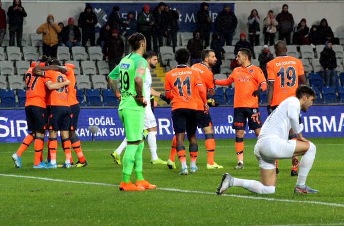 İlk Yarıda 4 Gol Var