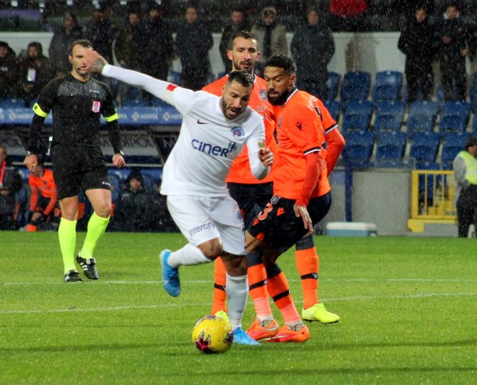 Medipol Başakşehir’den 5 Gollü Galibiyet